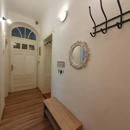 Lilo Apartment